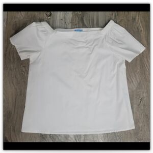 NWT JMLaughten Off shoulder top size small